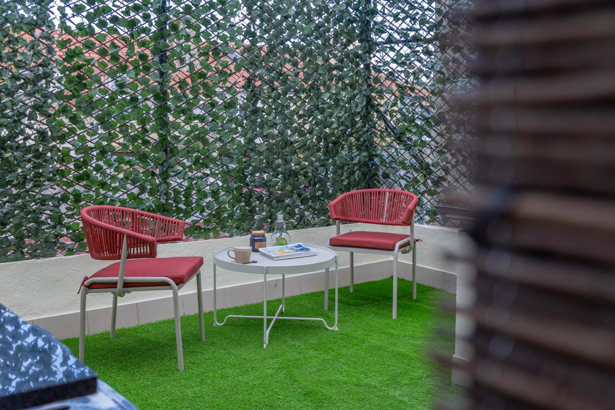 Superb Apartments Overlooking Graca In Lisboa Rum bild