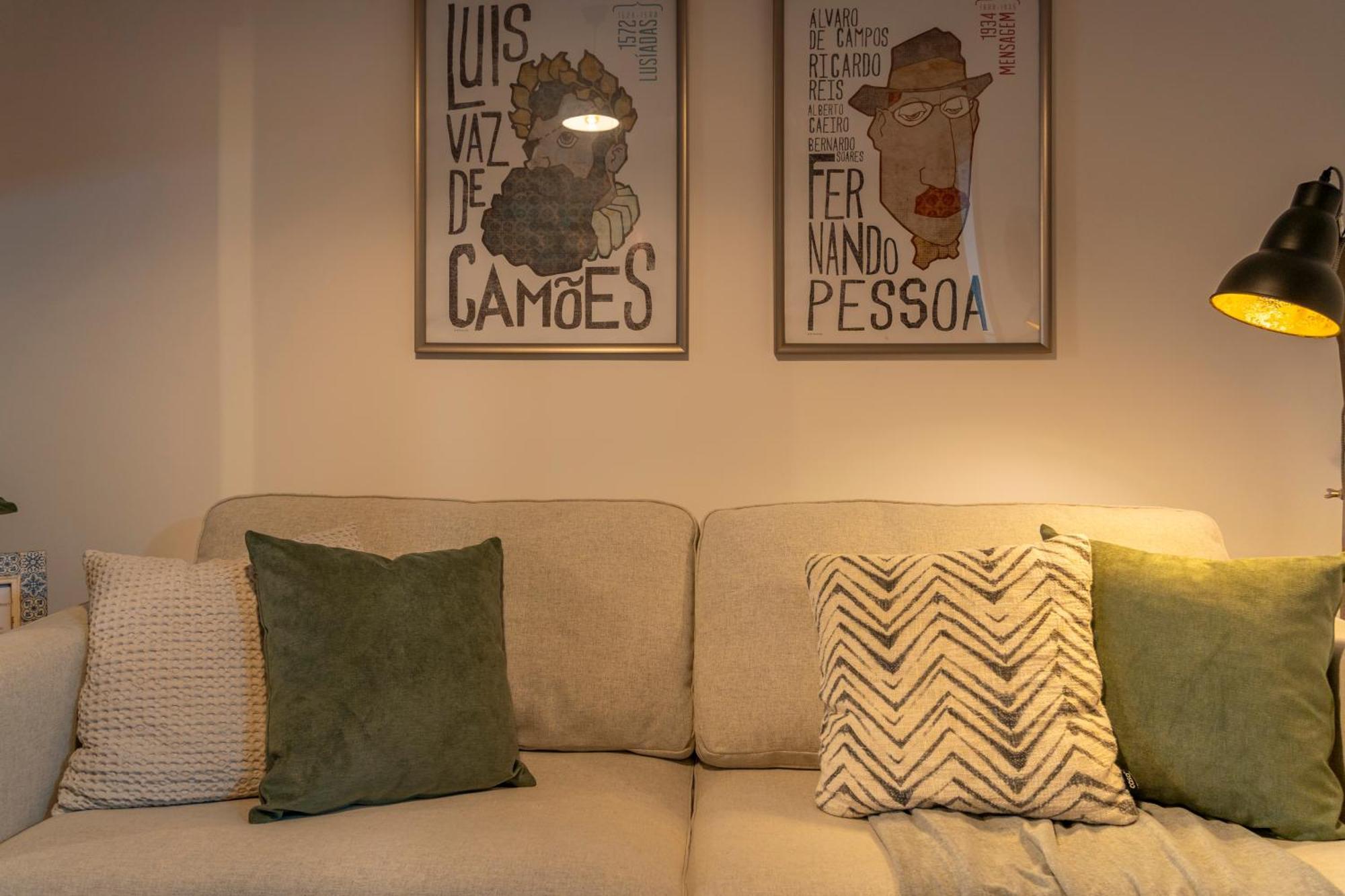 Superb Apartments Overlooking Graca In Lisboa Rum bild