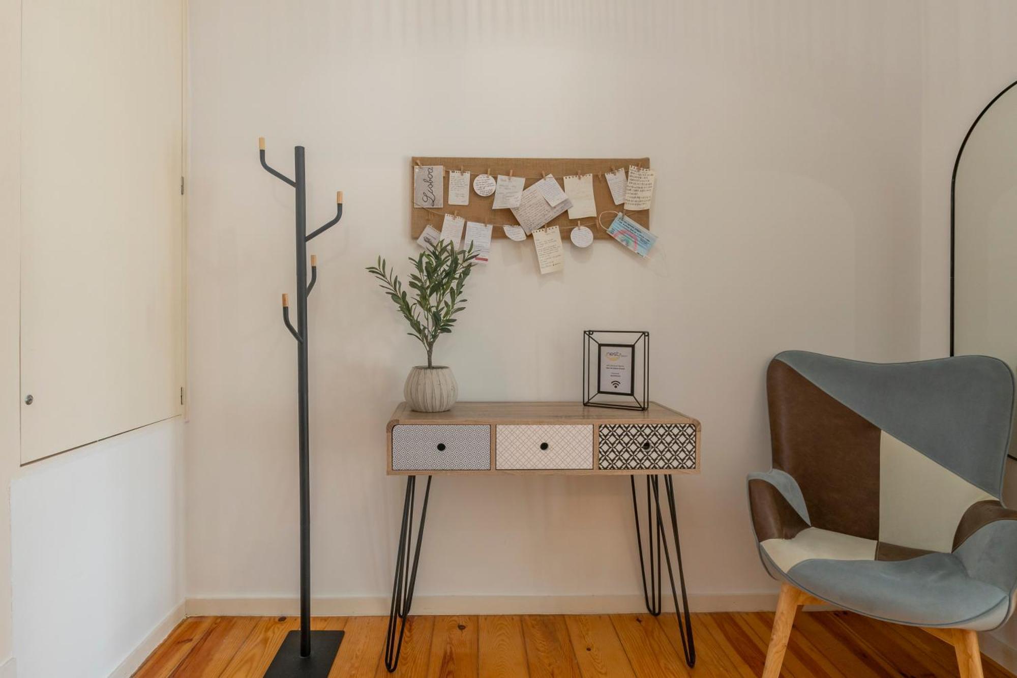 Superb Apartments Overlooking Graca In Lisboa Rum bild